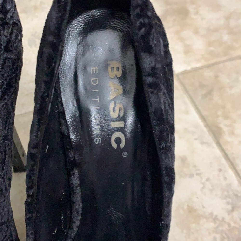 Basic Editions Shoes - image 4